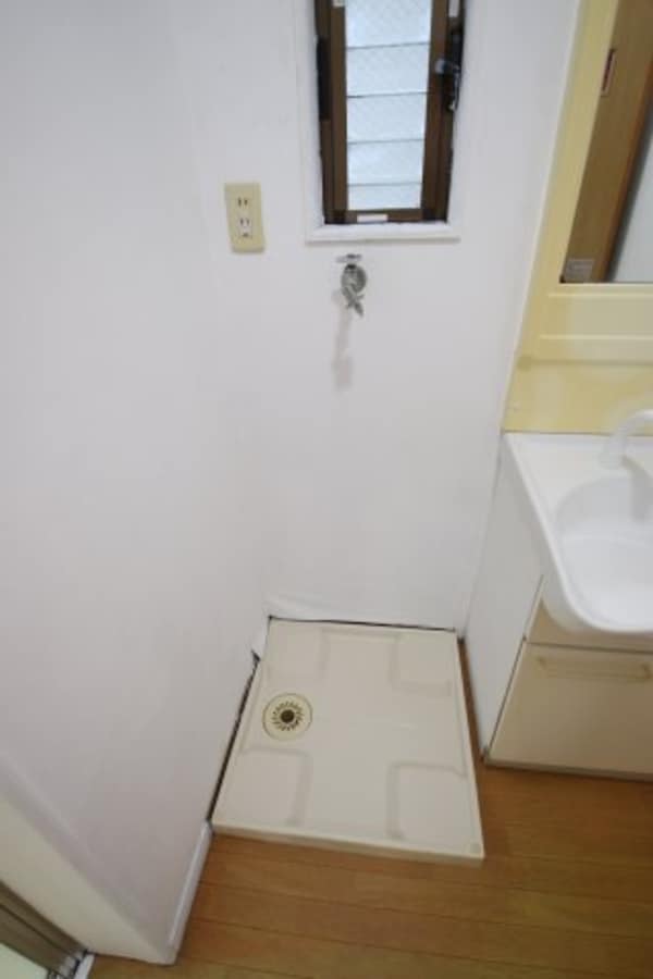 建物設備(室内洗濯機置場)