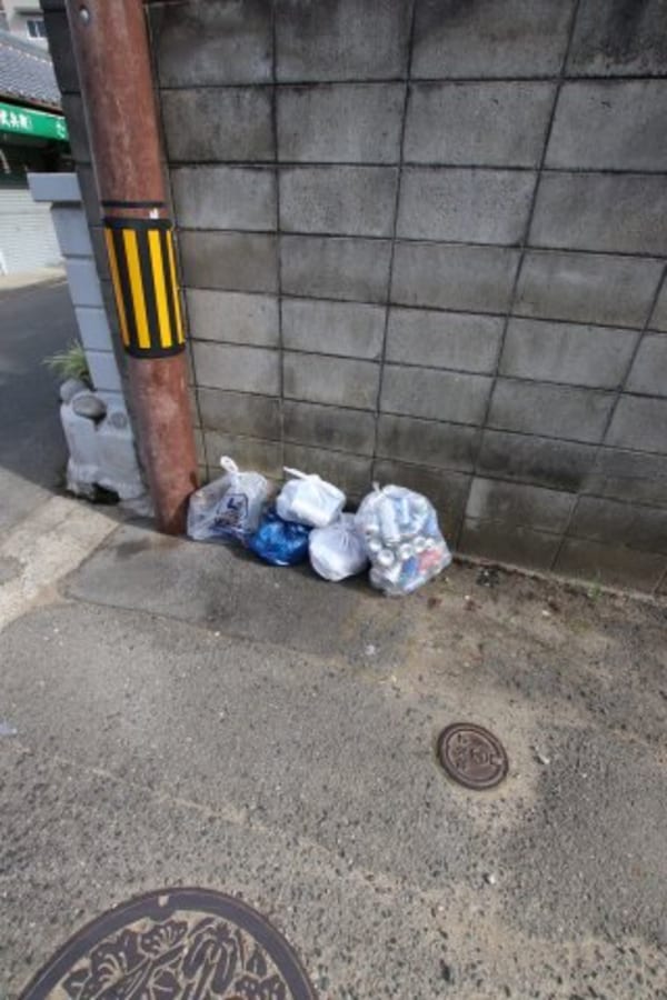 建物設備(ゴミ捨場)