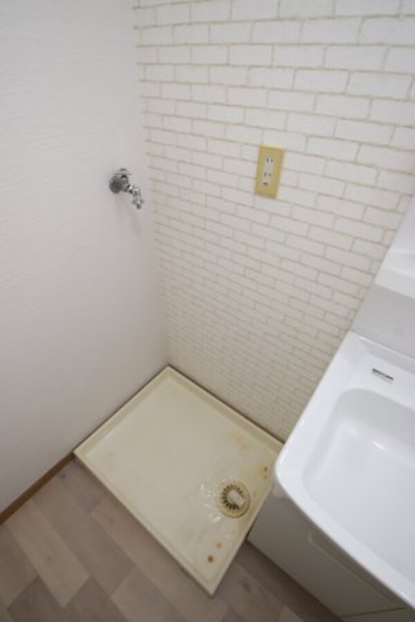 建物設備(室内洗濯機置場)