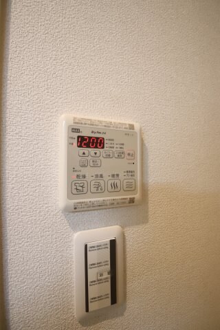 物件内観写真12　(浴室乾燥機)