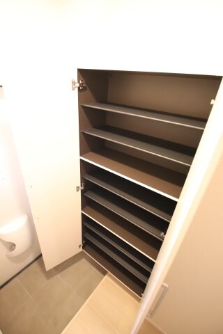 物件内観写真7　(シューズボックス)