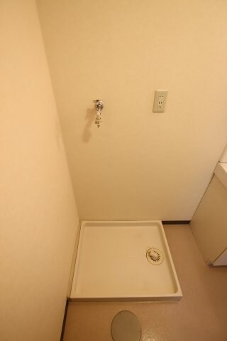 物件内観写真15　(室内洗濯機置場)