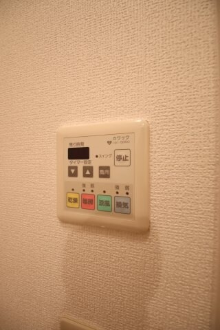物件内観写真13　(浴室乾燥機)