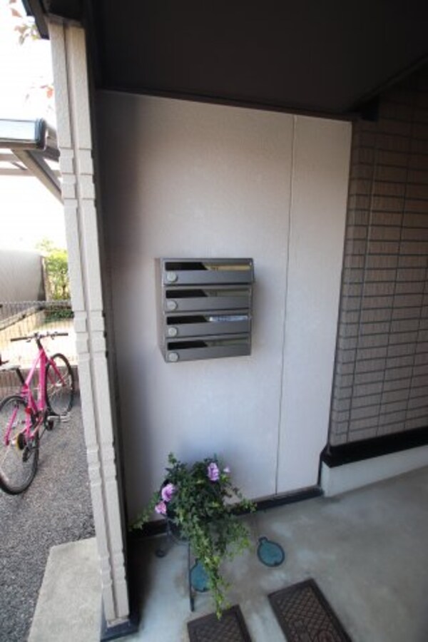 建物設備(メールボックス)