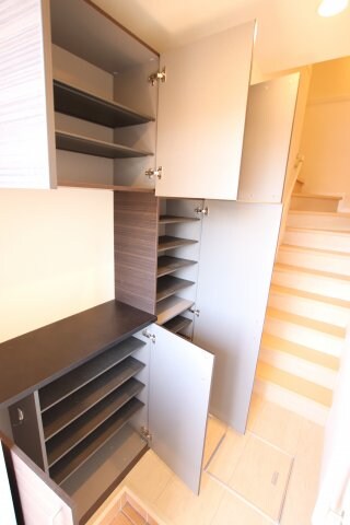 物件内観写真7　(シューズボックス)