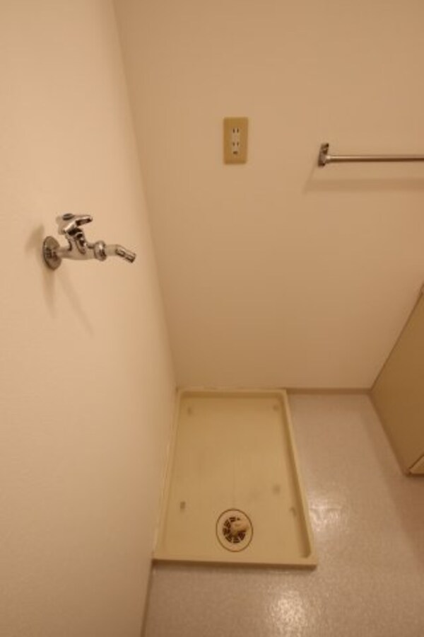 建物設備(室内洗濯機置場)