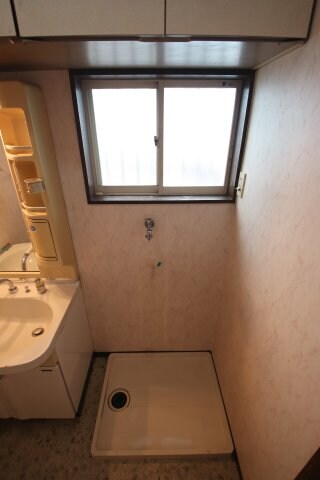 物件内観写真19　(室内洗濯機置場)