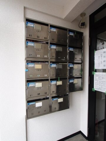 物件内観写真4　(集合ポスト)