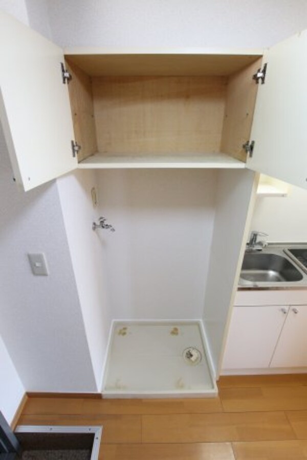 建物設備(室内洗濯機置場)