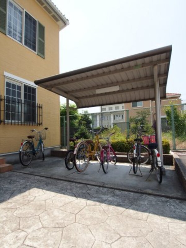 建物設備(駐輪場)