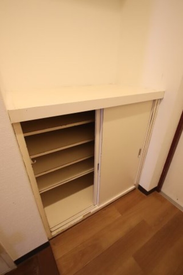 収納(シューズボックス)