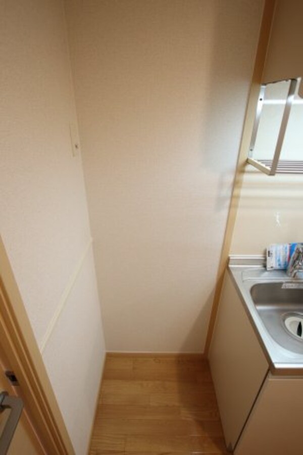 建物設備(冷蔵庫スペース)