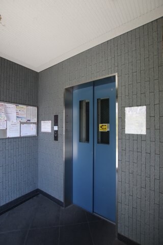 物件内観写真7　(エレベーター)
