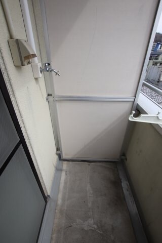 物件内観写真26　(室外洗濯機置場)
