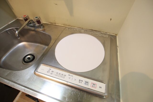 物件内観写真11　(IHコンロ)