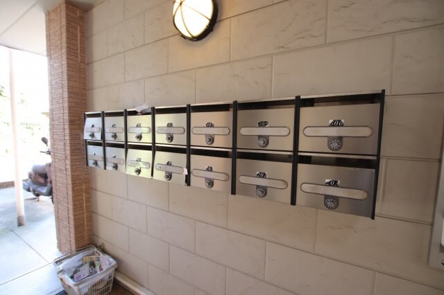 物件内観写真5　(集合ポスト)