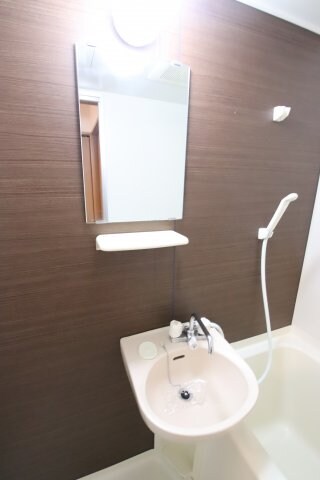 物件内観写真12　(洗面)