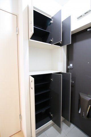物件内観写真7　(シューズボックス)