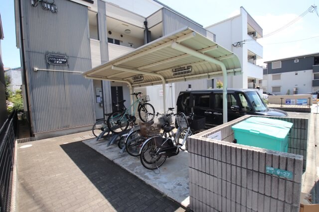 建物設備(駐輪場)