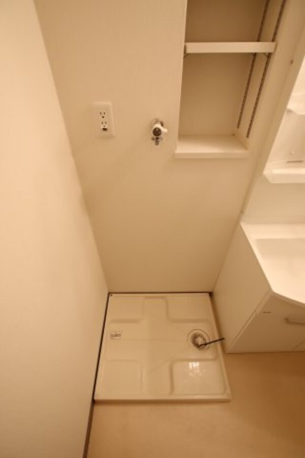 建物設備(室内洗濯機置場)