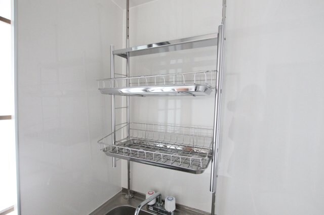 物件内観写真14　(キッチン収納)