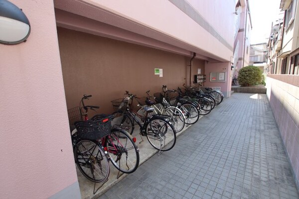 建物設備(駐輪場)