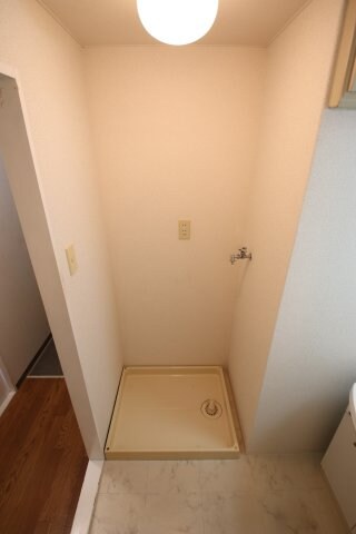 物件内観写真15　(室内洗濯機置場)