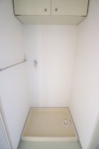 物件内観写真14　(室内洗濯機置き場)