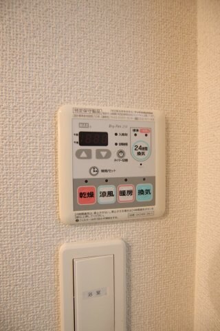 物件内観写真13　(浴室乾燥機)