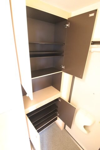 物件内観写真7　(シューズボックス)
