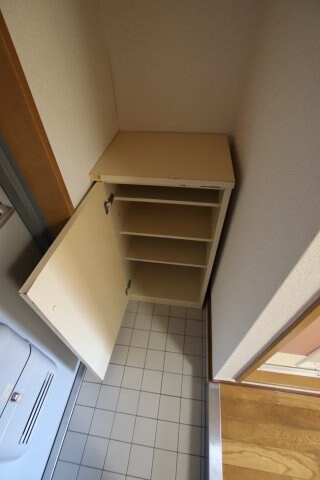 物件内観写真6　(靴箱)