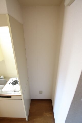 物件内観写真12　(キッチンスペース)