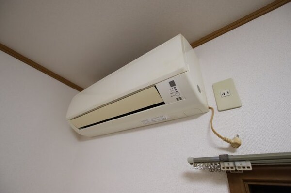 建物設備(エアコン)