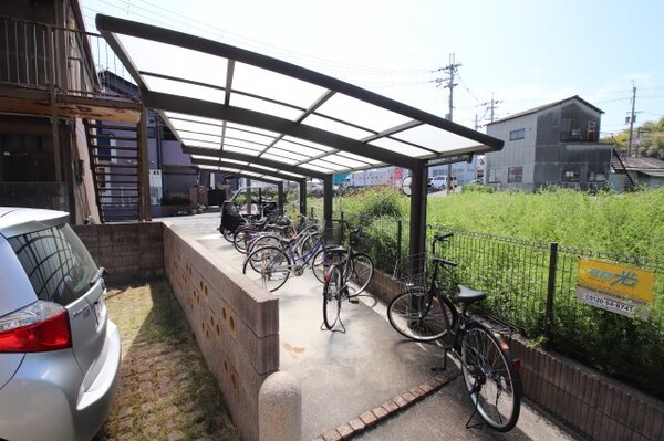 建物設備(駐輪場)