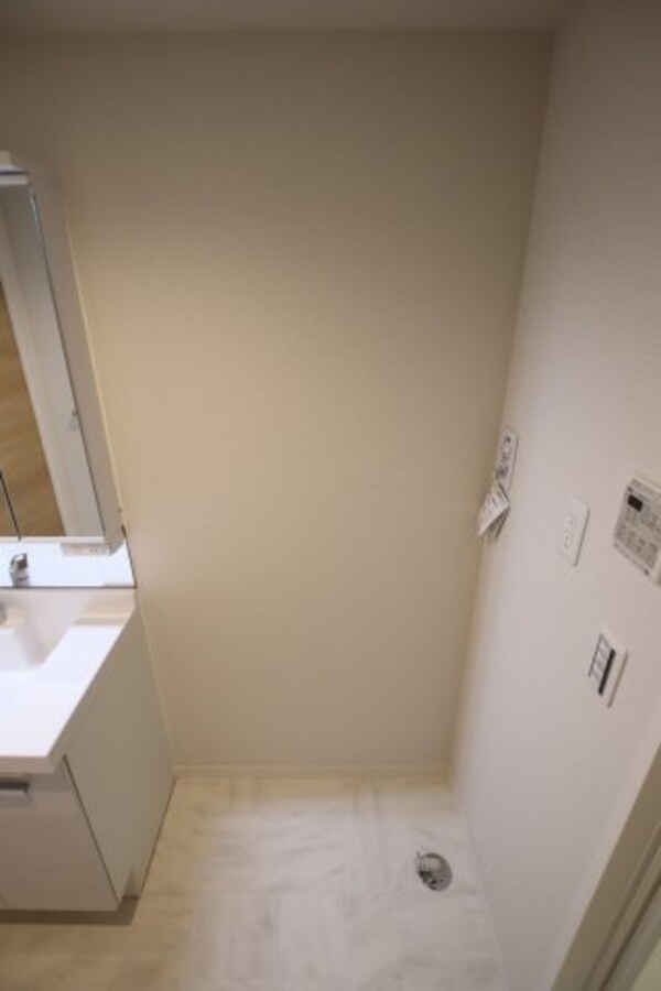 建物設備(室内洗濯機置場)