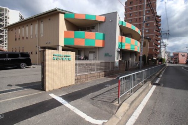 周辺環境(セブン銀行 関西スーパー 富田林駅前店 共同出張 666m)