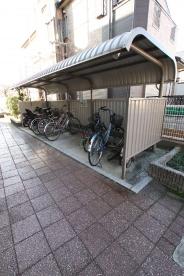 建物設備(駐輪場)
