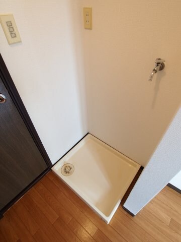 物件内観写真23　(室内洗濯機置場)