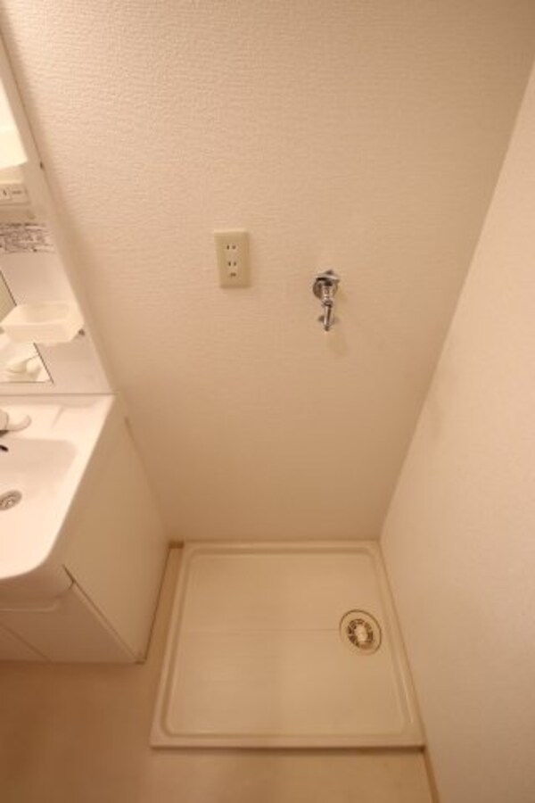建物設備(室内洗濯機置場)