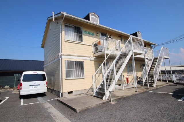 物件外観写真3　(Ⅱ号館)