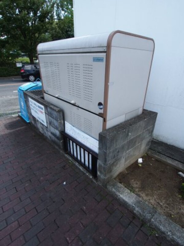 建物設備(敷地内ゴミ捨場)