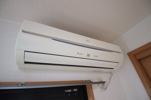 建物設備(エアコン)