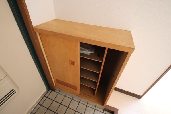 収納(シューズボックス)