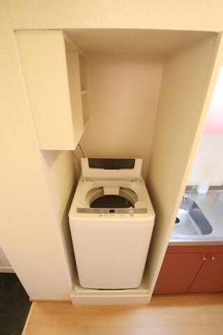 物件内観写真9　(洗濯機)