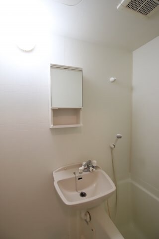 物件内観写真18　(洗面台)