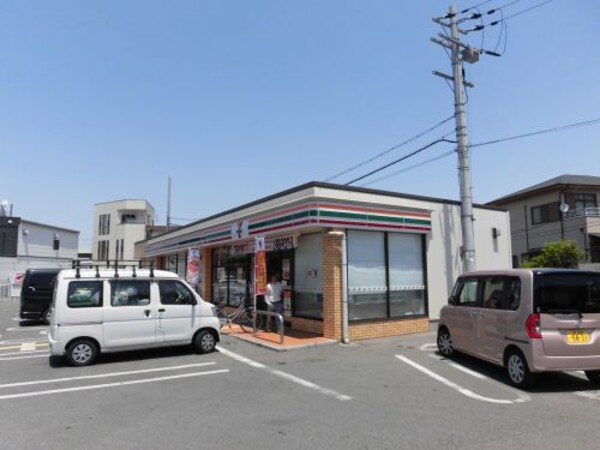 周辺環境(セブン−イレブン堺東山店 605m)