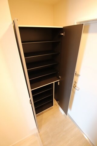 物件内観写真7　(シューズボックス)