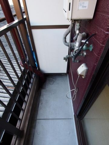 物件内観写真25　(室外洗濯機置場)