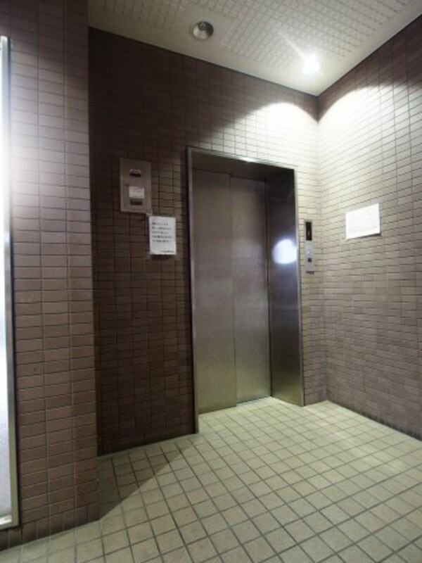 建物設備(エレベーター)