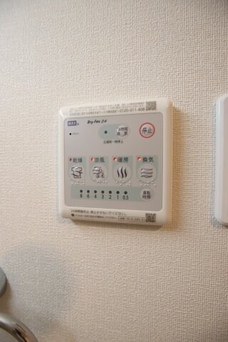 物件内観写真12　(浴室乾燥機)